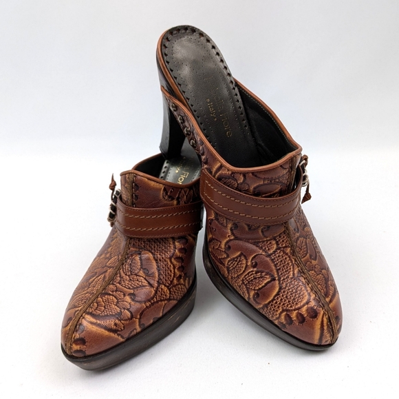 Isabella Fiore Platform Clogs Leather Floral Embossed Cowgirl Boho Western 6 - Picture 14 of 14